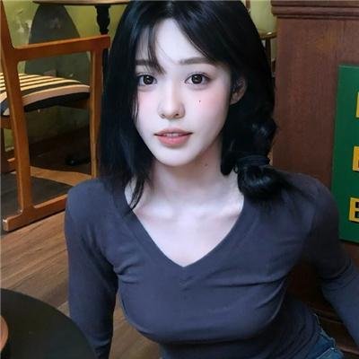 远看是蔚蓝的春天
